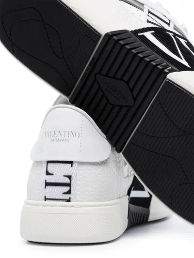 Valentino Garavani Low-top Calfskin Vl7n Sneaker In White