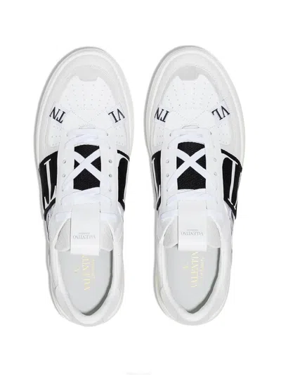 Valentino Garavani Low-top Calfskin Vl7n Sneaker In White