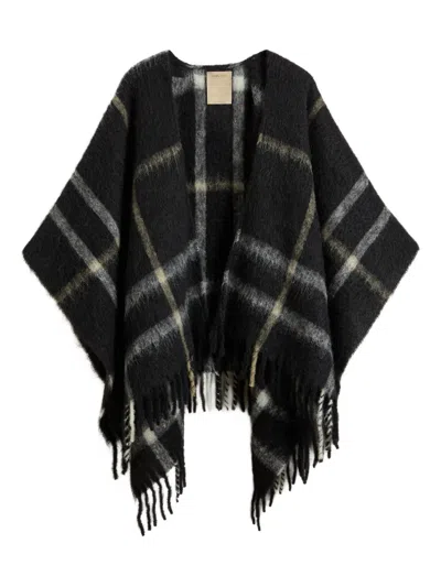 Woolrich Cape In A Blend Of Alpaca, Mohair And Wool In Black