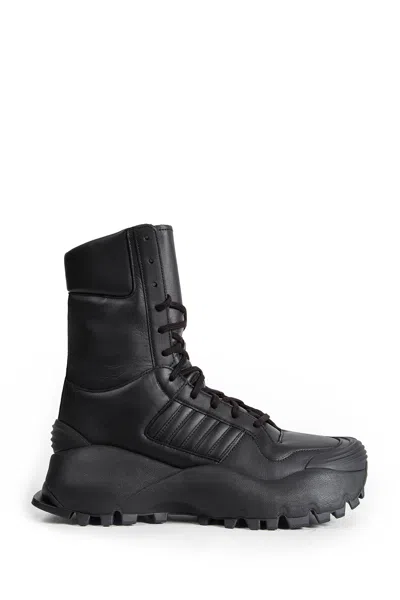 Adidas Originals X Willy Chavarria Forum Stripe Boots In Black