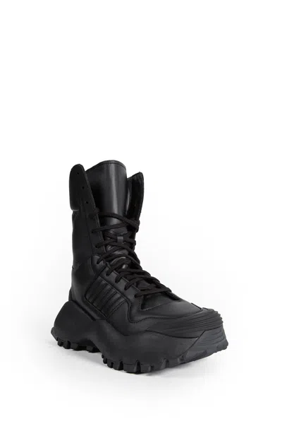 Adidas Originals X Willy Chavarria Forum Stripe Boots In Black