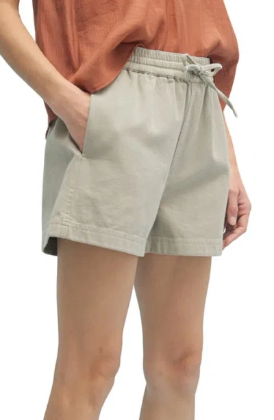 Wishlist Gym Time Short In Grey In Green