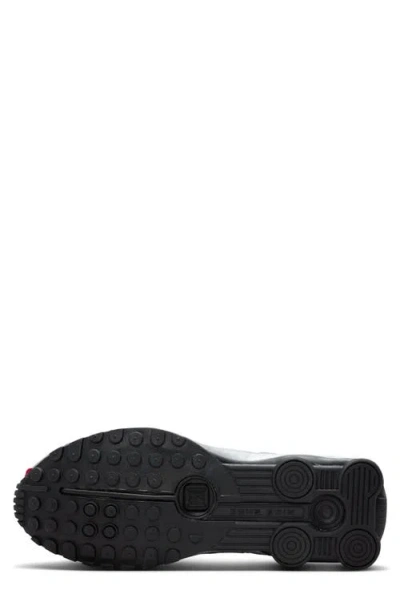 Nike Shox R4 Sneaker In Gray