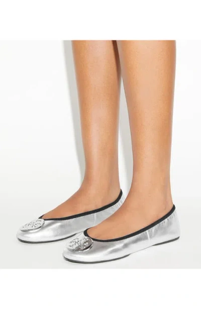 Tory Burch Silver Colored Ballerinas With Logo Plaque On The Front And Elasticated Design In Leather Woman In Gray