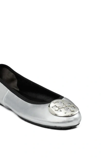 Tory Burch Silver Colored Ballerinas With Logo Plaque On The Front And Elasticated Design In Leather Woman In Gray