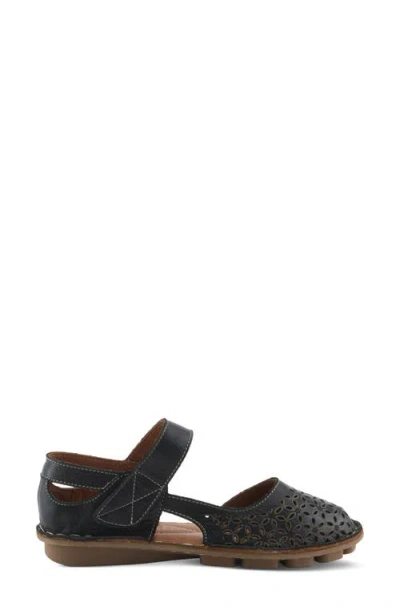 Spring Step Canoya Flat In Black