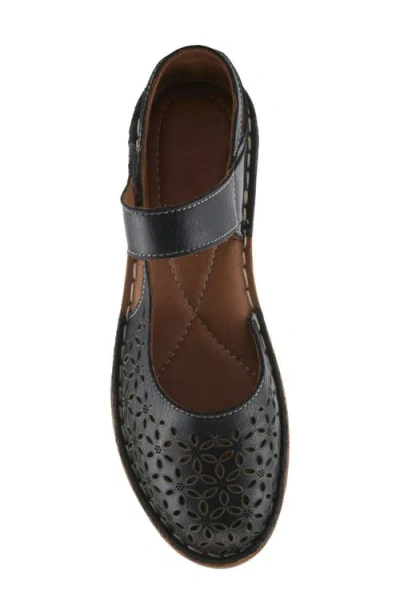 Spring Step Canoya Flat In Black