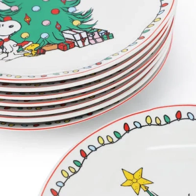 Peanuts Xmas 8 Piece 10.5 Inch Round Stoneware Dinner Plate Set In Multi
