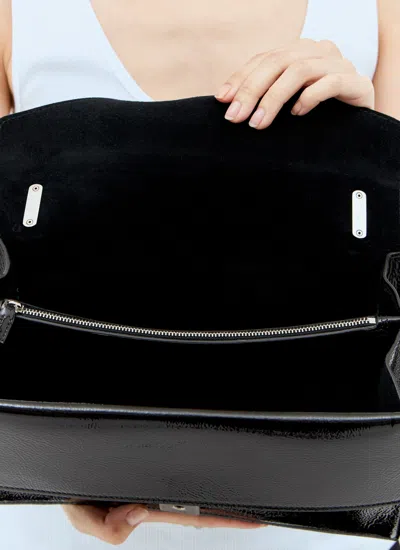 Gucci Chain Strap Shoulder Bag With Metal Hardware In Black