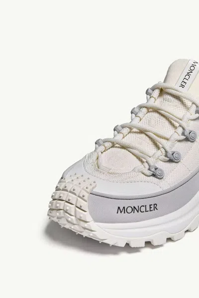 Moncler Trail Lite Three Sneaker Pull Tab Collar In White