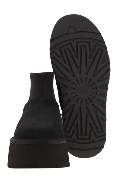 Ugg Classic Mini Dipper In Black