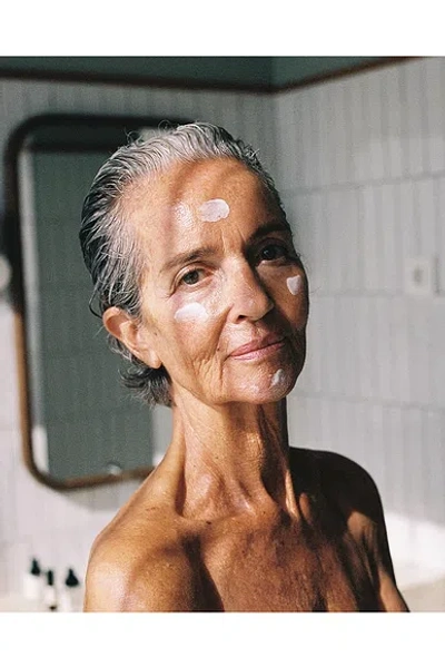 Rowse All Day Moisturizer With Niacinamide In Transparent