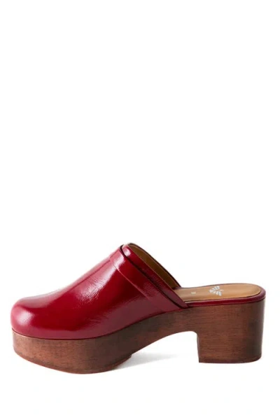 Fortress Abby Platform Clog In Red