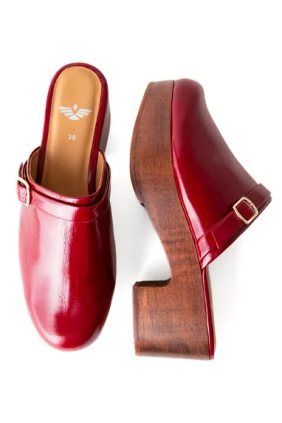 Fortress Abby Platform Clog In Red