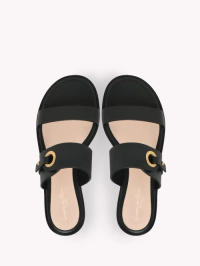 Gianvito Rossi Granada 05 Flat In Black