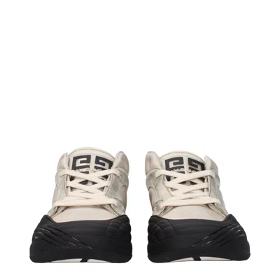 Givenchy Leather Sneakers In Neutrals