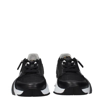 Fendi Structured Stitched Collar Sole Sneakers In Black