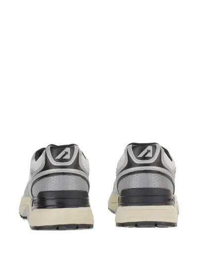 Autry Hyperway Logo-patch Sneakers In Multi