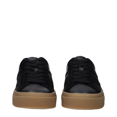 Moncler Monaco Leather Low-top Sneakers In Black