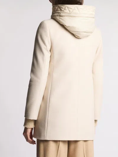 Fay Ivory Short Coat With Tailored Silhouette And Minimalist Design In Neutral