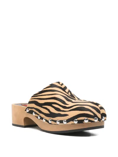 Simon Miller Rio Zebra-pattern Clogs In Neutral