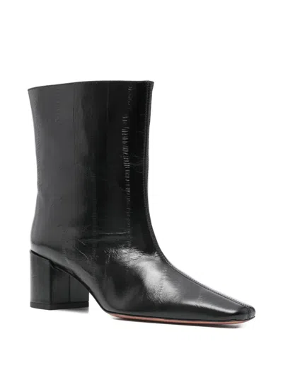 Castagna Pointed Boots In Black