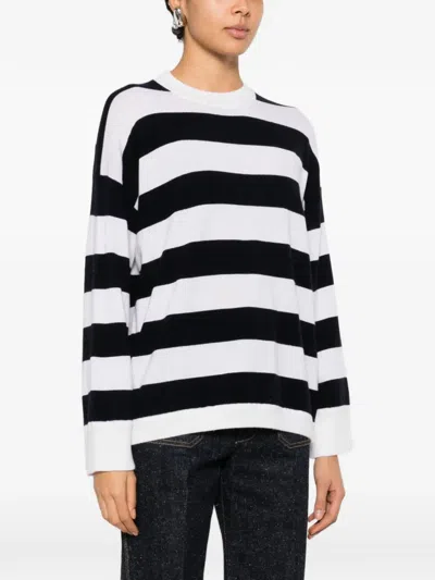 Allude Striped-pattern Sweater In White