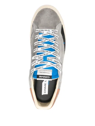 系带拼接运动鞋