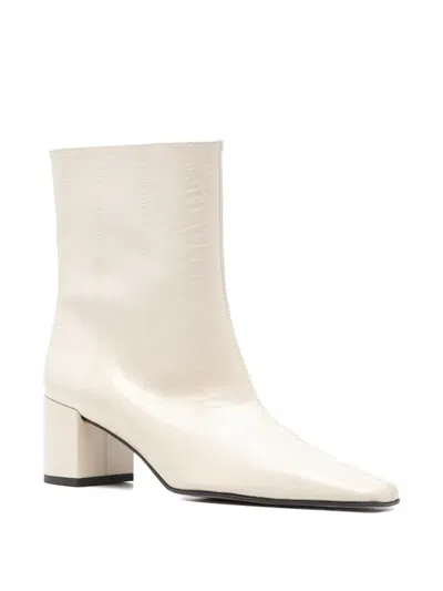 Castagna Sandy Textured Boots In White
