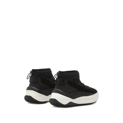Moon Boot Sneaker With Zip Closure In Black