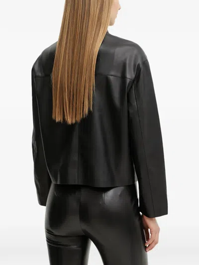 Fracomina Buttoned Cropped Jacket In Black