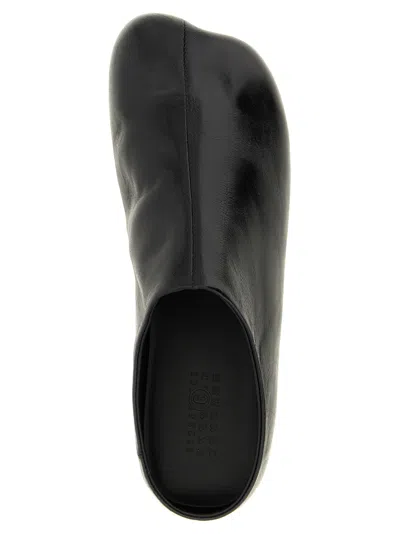 Mm6 Maison Margiela Anatomical Leather Sabot In Black