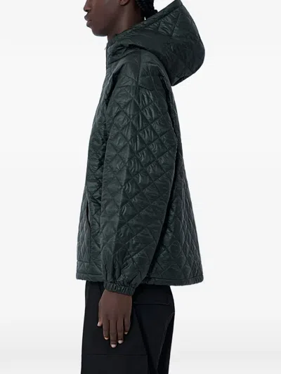 拉链领填充连帽衫