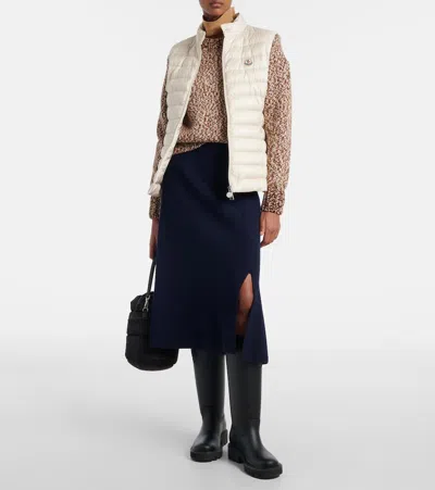 Moncler Sleevless Down Vest In White