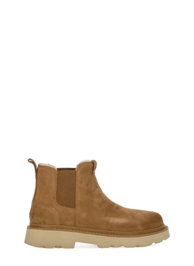 Ugg Chelsea Ankle Boots In Brown Suede Leather In Brown