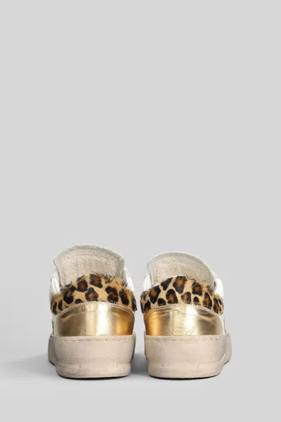 Ama Brand Star-embellishment Leopard Sneakers In White