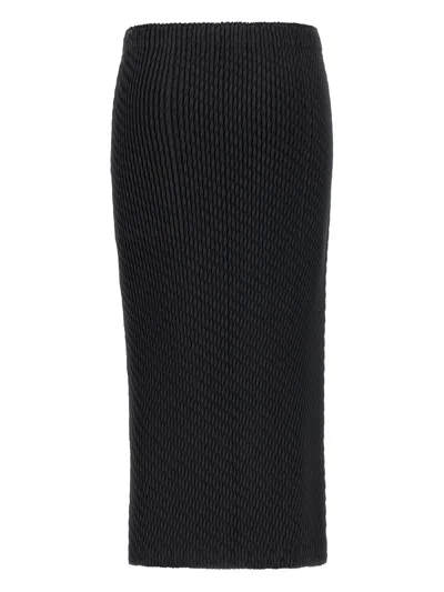 Issey Miyake Sleek Pleats Skirt In Black