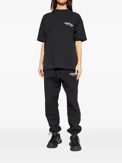 Essentials Logo-print T-shirt In Black