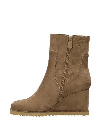 Mexx Wedge Zip Boots In Brown
