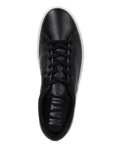 Ecco Textured Leather Low-top Sneaker In Black