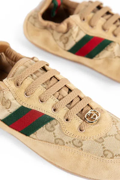 Gucci Shift Low Top Sneakers Rubber Sole Stripe In Sand
