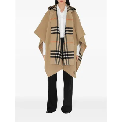 Burberry Cape In Multi