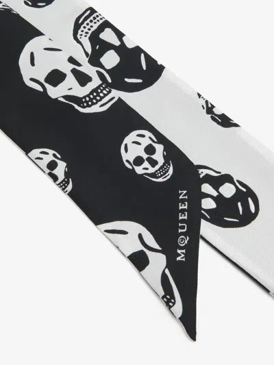 Alexander Mcqueen Rectangular Scarf Two Tone Skull Motif In Multi