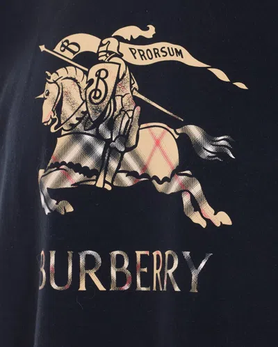 Burberry Equestrian Knight Cotton T-shirt In Black