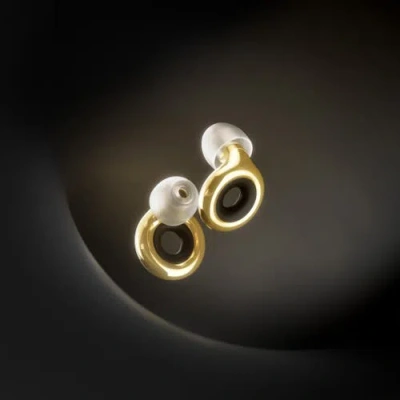 Loop Experience 2 Plus Earplugs Stylish Hearing Protection For Concerts & Festivals In Gold