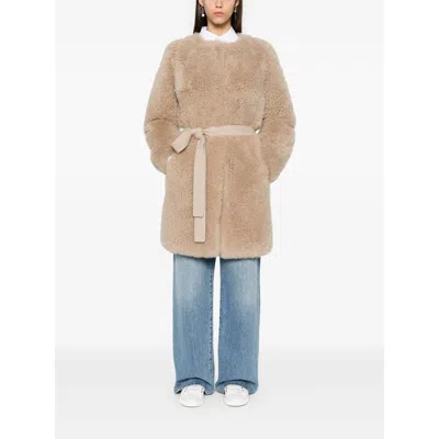 Yves Salomon Shearling Coat In Neutral