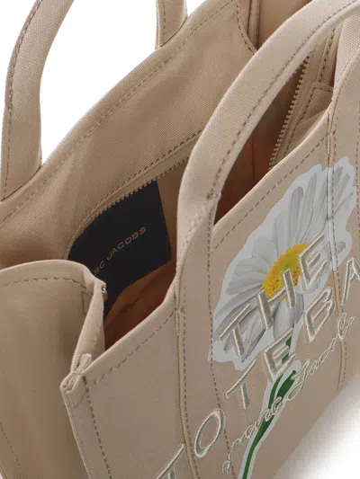 Marc Jacobs The Daisy Script Canvas Medium Tote Bag In Neutral