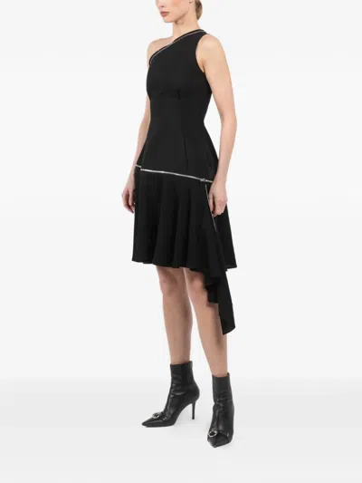 单肩迷你连衣裙