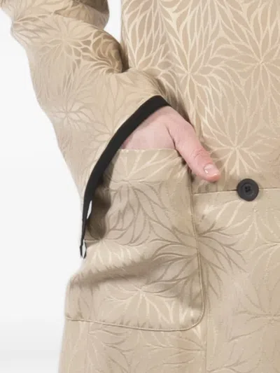 Ibrigu Juban Floral-pattern Trim Coat In Neutral