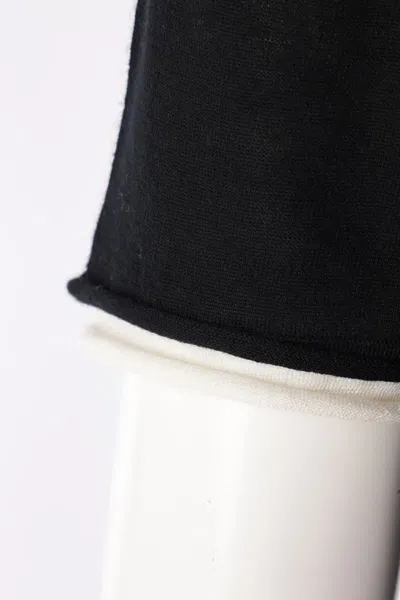 Arch4 Contrasting-edges Short-sleeve T-shirt In Black